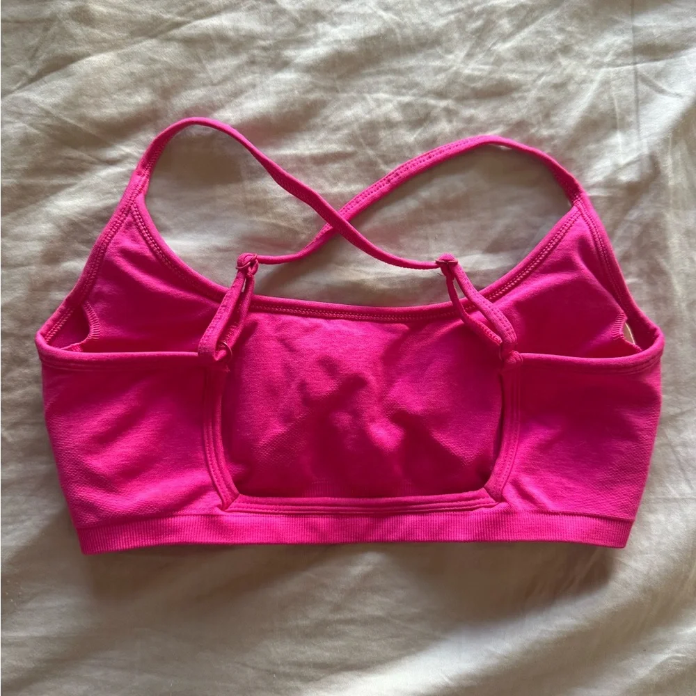 Alphalete Amplify Open Back Sports Bra in Bloom - Picture 2 of 4